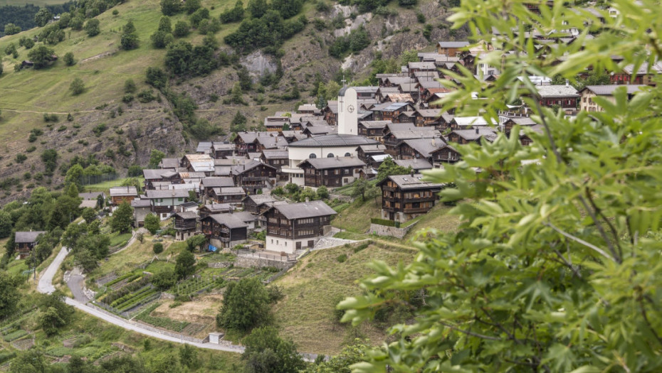 Preseli se u švajcarski gradić i dobije 70.000 € – Albinen nudi subvencije za nove stanovnike