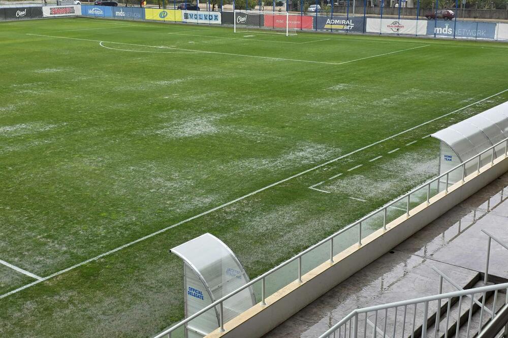 Derbi Dečić – Budućnost  odložen,  šta je pošlo po zlu na rekonstruisanom stadionu u Tuzima”