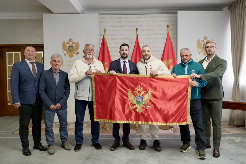Prvi crnogorski predstavnik na Zimskim paraolimpijskim igrama: Predsjednik Milatović primio Andreja Šibalića