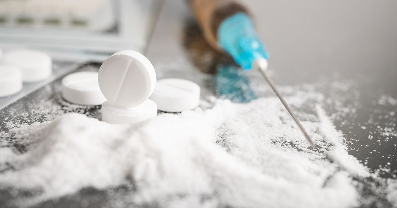 Opasnost koja izmiče analizama: Sintetički opioid nitazen odnosi više života nego što pokazuju podaci.