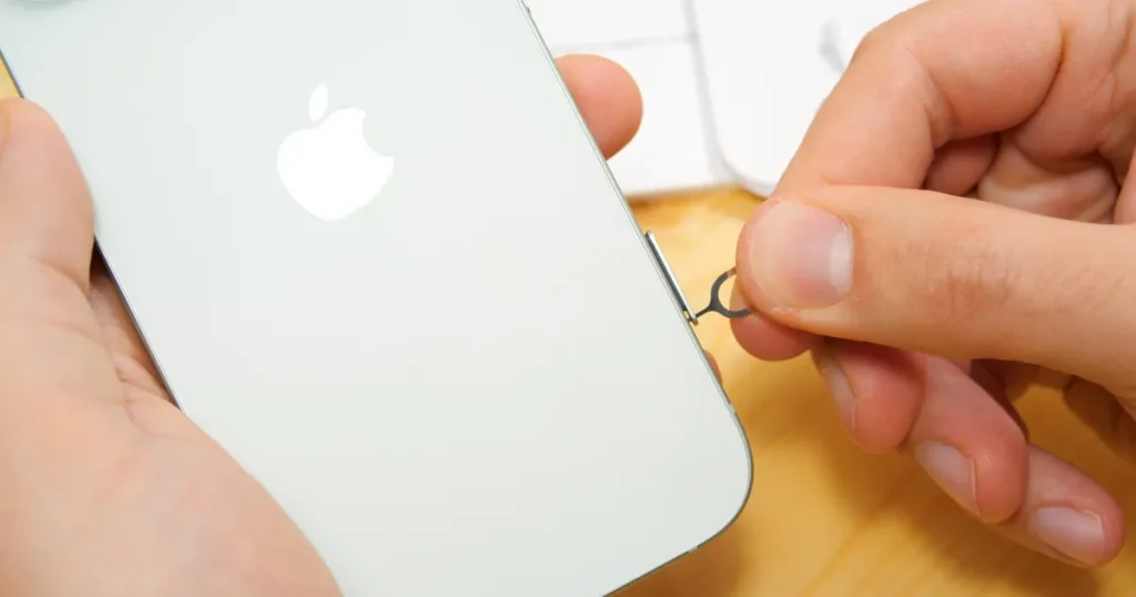 Apple prelomio: iPhone 18 u Evropi bez SIM kartice? Šta znači prelazak na eSIM i kakve su posljedice za korisnike