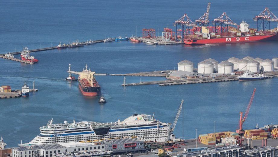 CIJENE NAFTE UZDRMALE TRŽIŠTA: EVROPI PRIJETE NESTAŠICE I EKONOMSKI PAD
