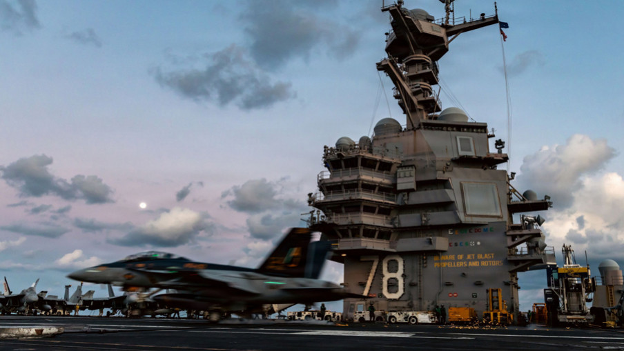 Američki nosač aviona „USS Gerald R. Ford“ skraćuje boravak na Kritu i kreće ka Splitu