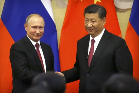 Putin završio posjetu Kini nakon razgovora sa Si Đinpingom