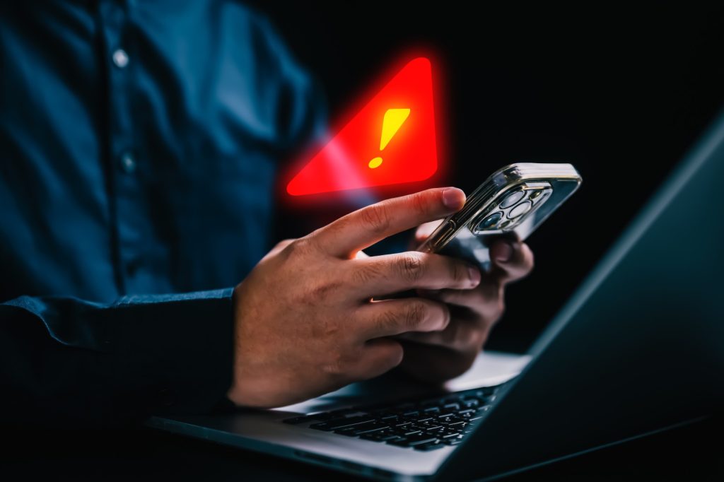 Velika internet prevara u Hrvatskoj: Desetine hiljada turista na meti hakera preko WhatsApp-a