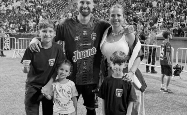 Tragedija koja je slomila srce svijeta: Argentinski fudbaler ostao bez supruge i dvoje djece u razornom zemljotresu
