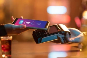 Digitalna revolucija u Crnoj Gori: Internet i mobilna plaćanja bilježe rekordan rast prema podacima Centralne banke