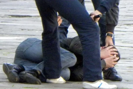 Policija u Podgorici uhapsila četiri maloljetnika koji su drugom dječaku nanijeli teške tjelesne povrede