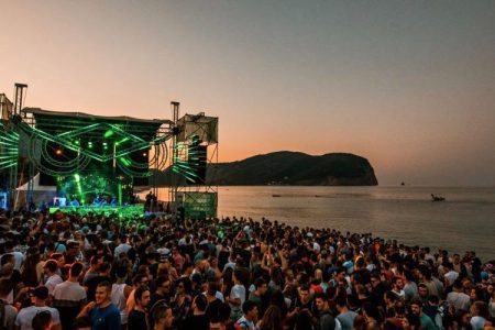 Exit to Montenegro spektakularno otvoren na Velikoj plaži: Monolink oduševio publiku u Ulcinju