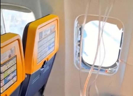 Drama na letu Ryanaira: Putnik iz Srbije preživio pad pritiska u avionu, kaže da više ne može da leti