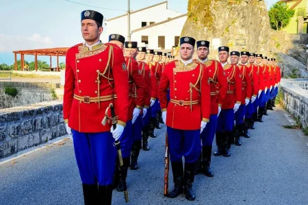 Crna Gora među počasnim saveznicima Francuske: Milatović na obilježavanju Dana Bastilje, crnogorska zastava na čelu parade u Parizu