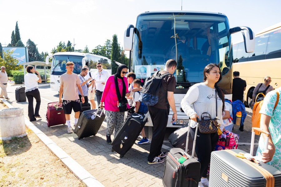 Prvi čarter let iz Kaira sletio u Podgoricu, svi aranžmani rasprodati