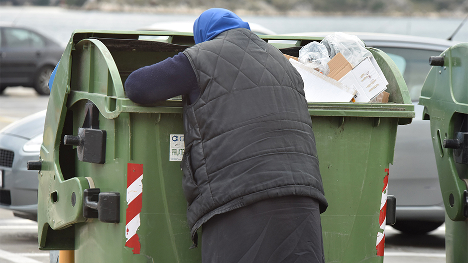 CRNOGORSKI ALARM: Siromaštvo raste, porodice sve teže pokrivaju osnovne troškove