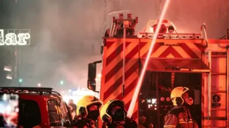 Požar u hotelu u Valoni: Gosti bježali kroz prozore, šestoro povrijeđenih