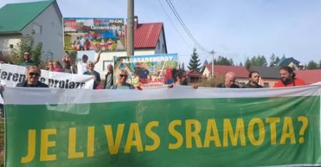 Na Žabljaku počeo ekološki protest „Šta se to slavi?“