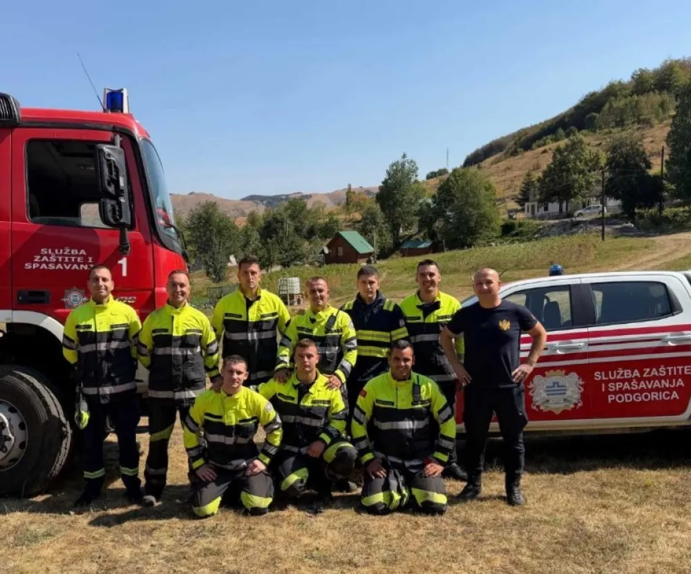 Podgorički vatrogasci odbranili kuće od požara u Šavniku
