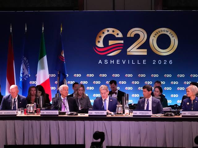 Povratak Rusije za sto G20 razljutio Evropu: Siluanov izostavljen sa zajedničke fotografije