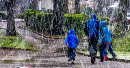 Danas kiša, pljuskovi i grmljavina, tokom dana postepeno razvedravanje